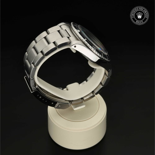 Oyster Perpetual Submariner